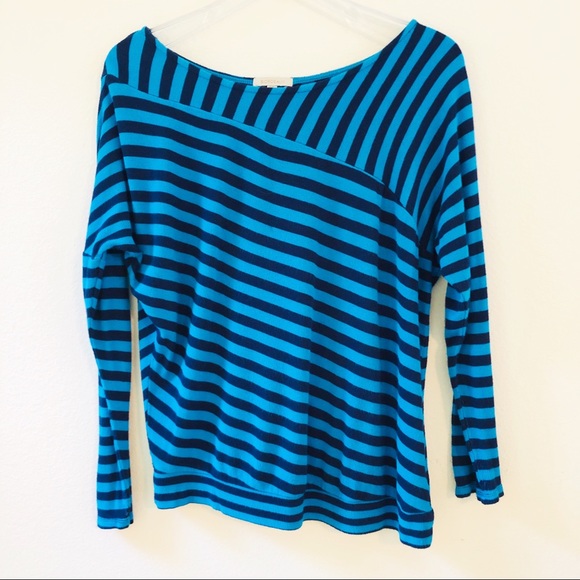 ANTHROPOLOGIE Bordeaux 3/4 Sleeve Top - Picture 2 of 8